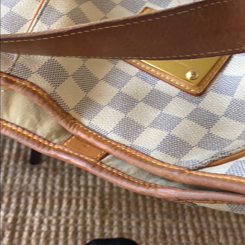 Louis Vuitton Galleria GM - Picture 16 of 16